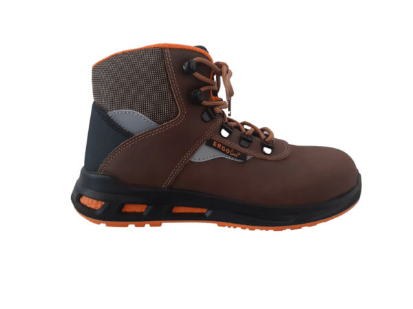 20230802165924_ergo_mpotaki_lynx_fs333_o2_kafe